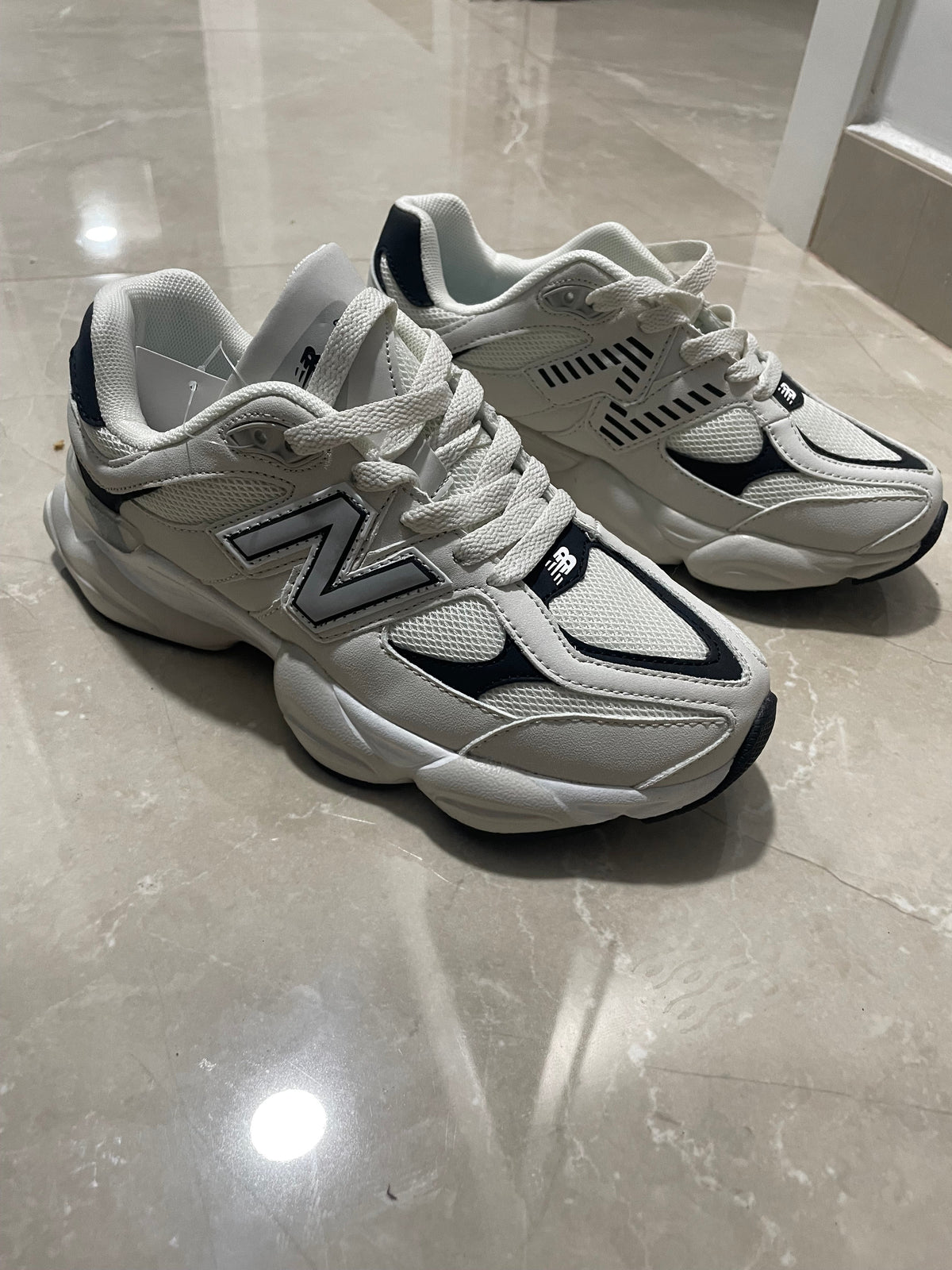 New balance 9060