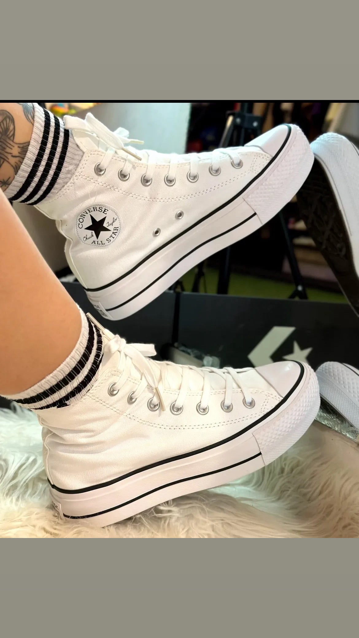 Convers tela blanca
