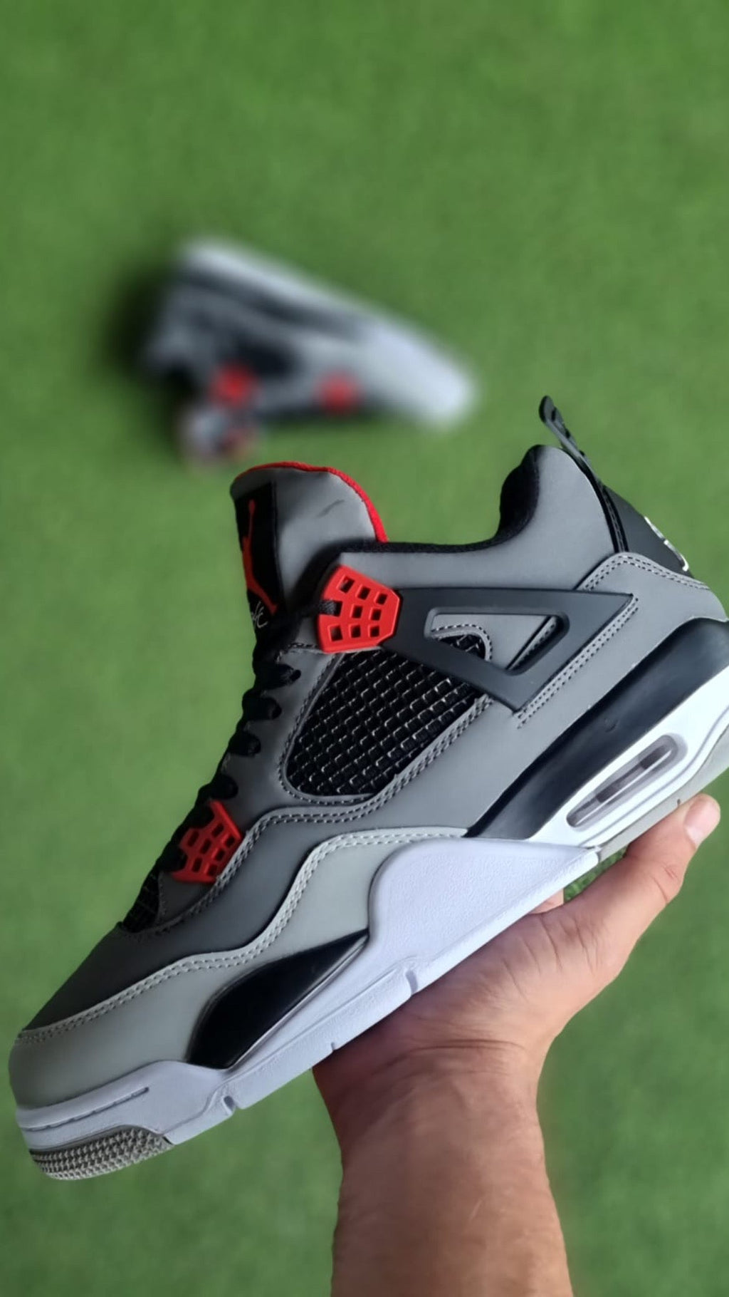 Jordan 4