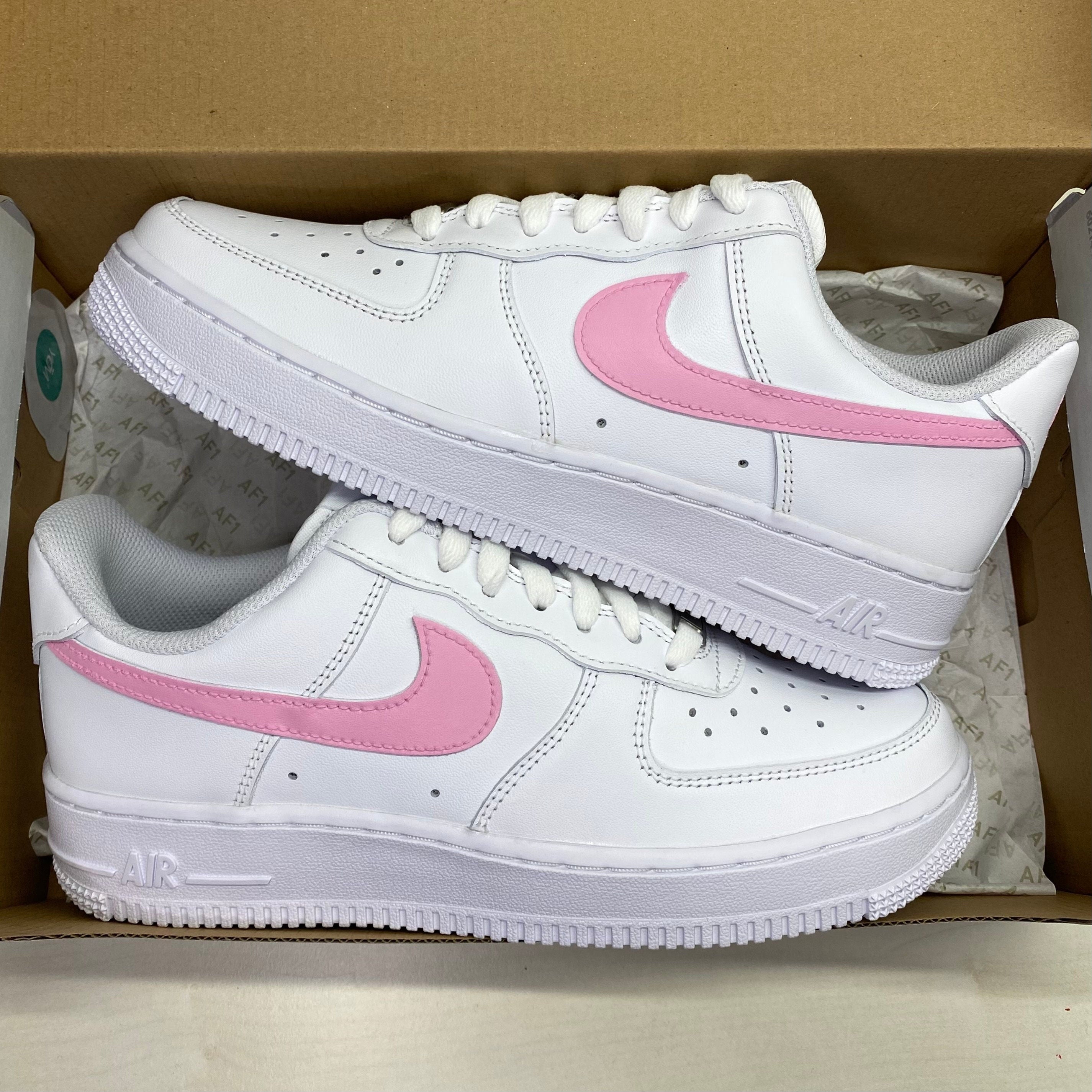 air force 1 blanca logo rosa