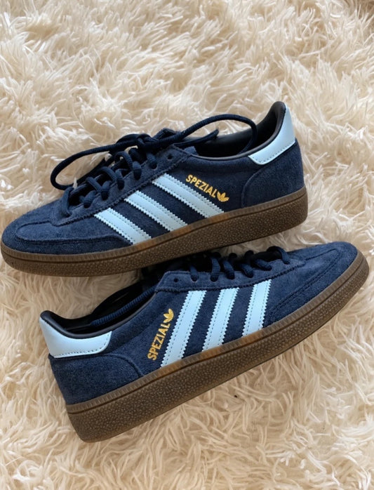 Adidas spezial