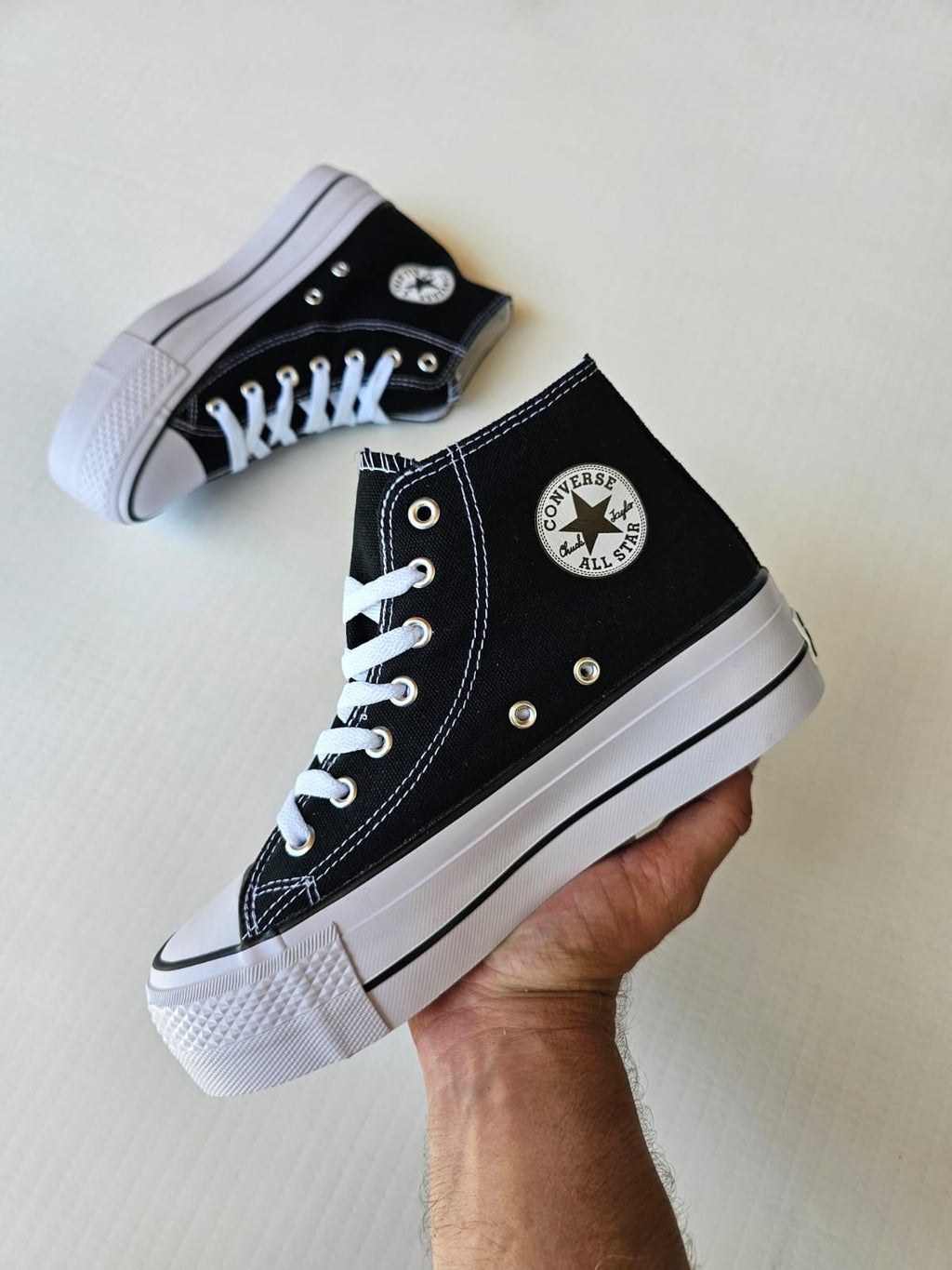 Converse bota tela